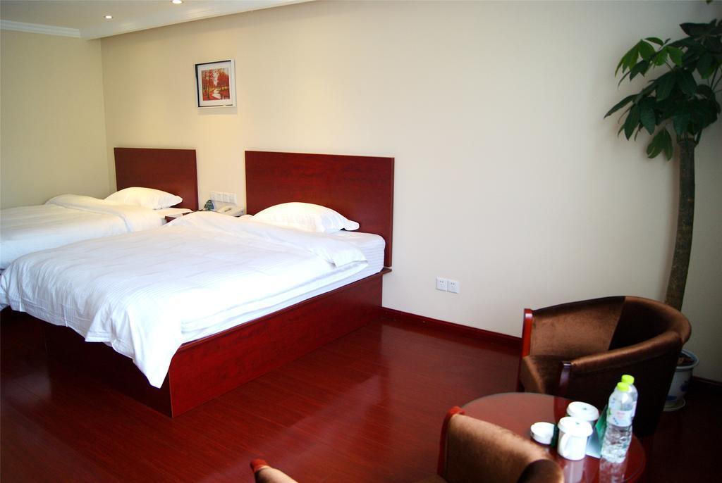 Greentree Inn Shanghai Pudong New District Shenmei East Road Express Hotel Екстер'єр фото